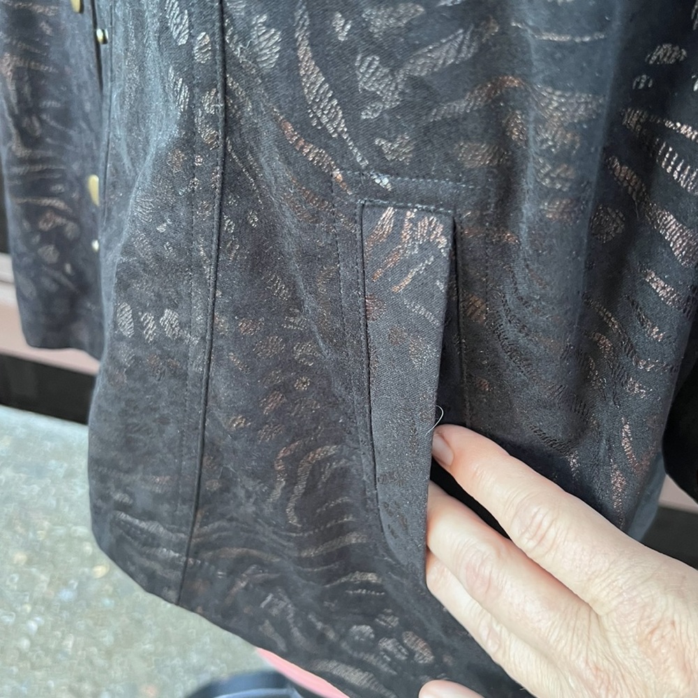 π΅ JM Collection Leopard print(metallic) black top jacket snap comfy shacket L - Picture 10 of 16